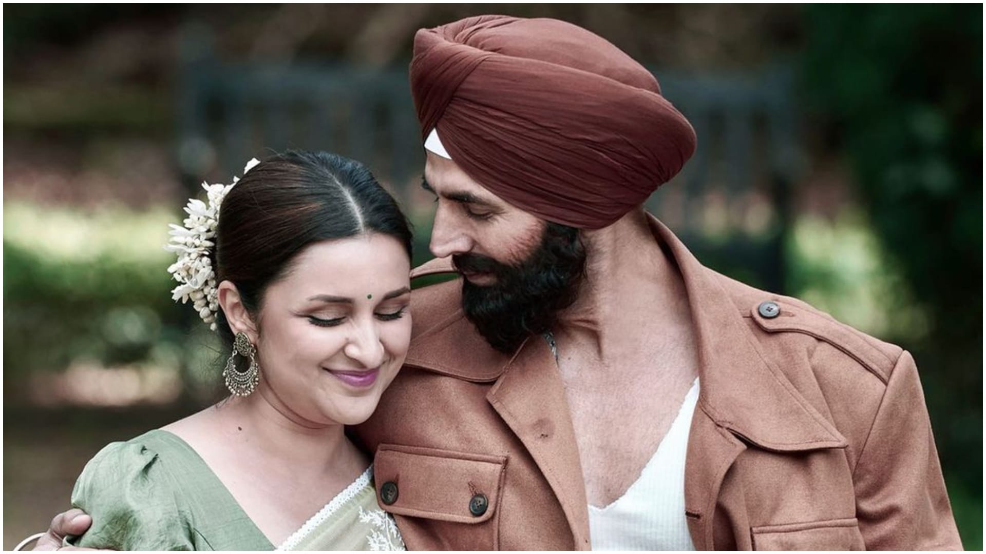 Sarfira actor Akshay Kumar has worked with heroines half his age know age gap and movies performance