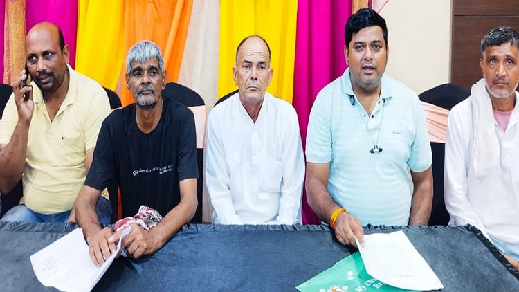 कई टुकड़ों में मिला था शव: बोले परिजन, हादसा नहीं हुई हत्या, जीआरपी नहीं लिख रही रिपोर्ट