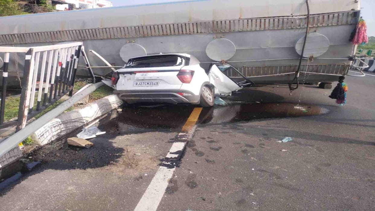 Rajsamand News: Four killed in collision between tanker and car in Rajsamand