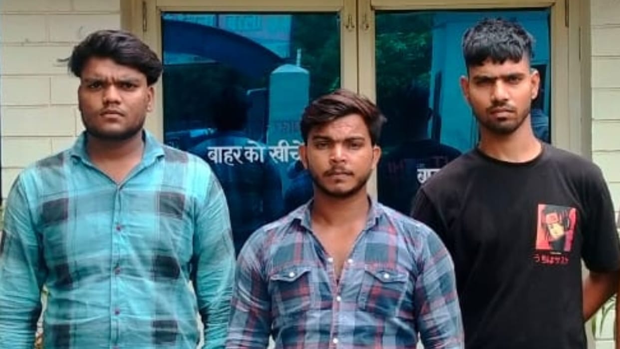 Four miscreants arrested for attacking a lawyer over egg curry in Bareilly