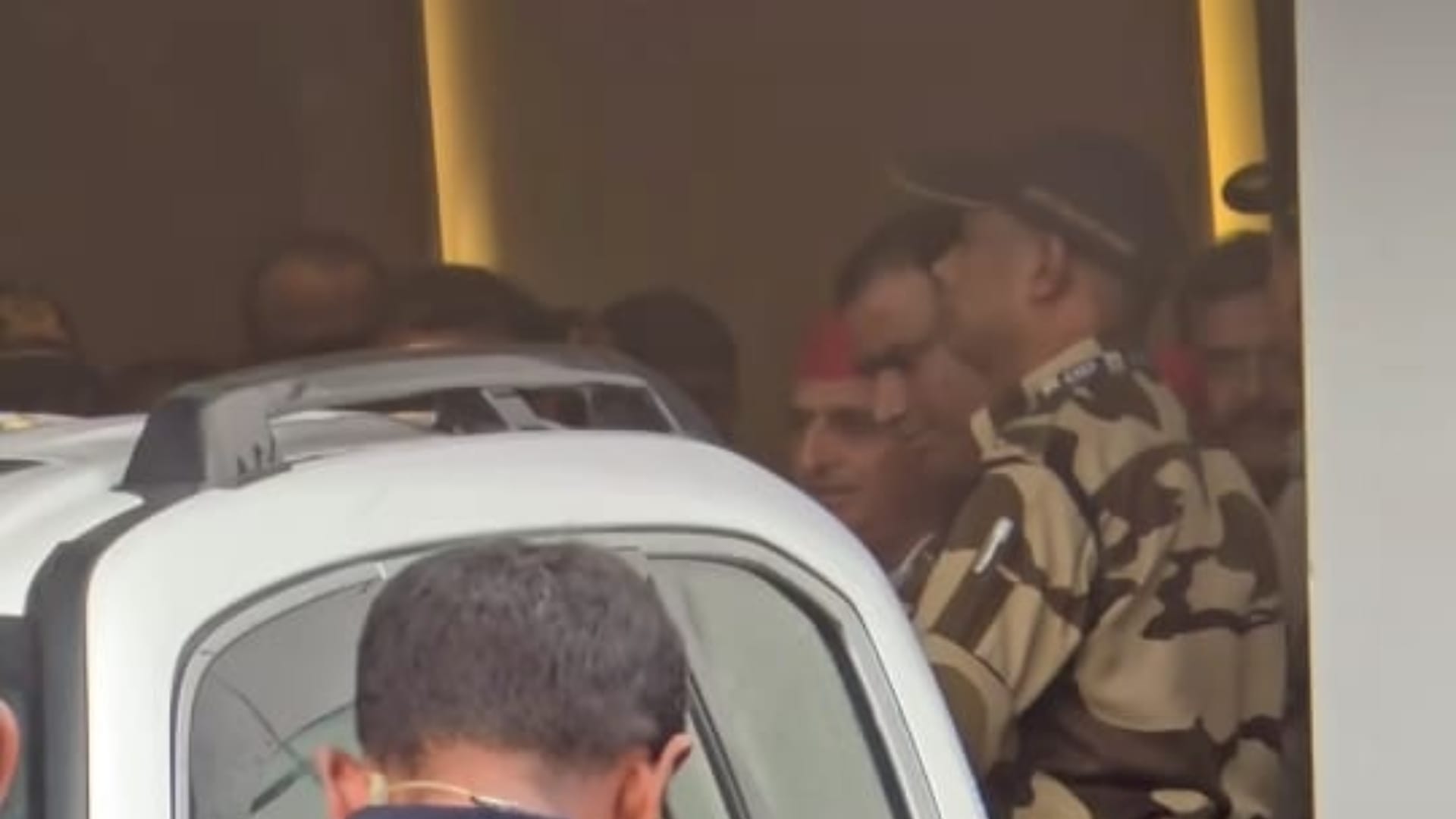 Anant Ambani Radhika Merchant Wedding celebrities and political figures arrival started