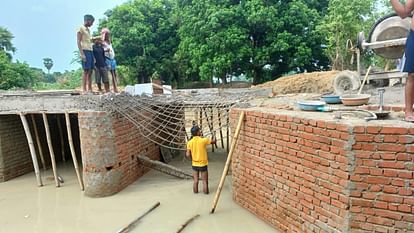 Bihar News : Bihar small Bridge collapsed in Gaya, Villagers raised questions on quality