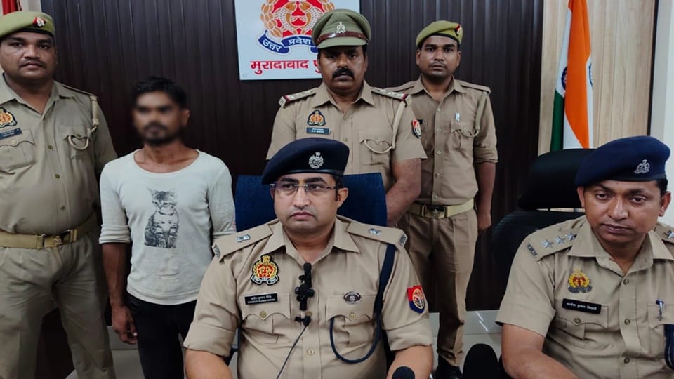 Moradabad: protest against rape... young man killed woman, police sent the accused to jail