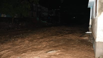 Debris entered people homes due to heavy rain in haldwani