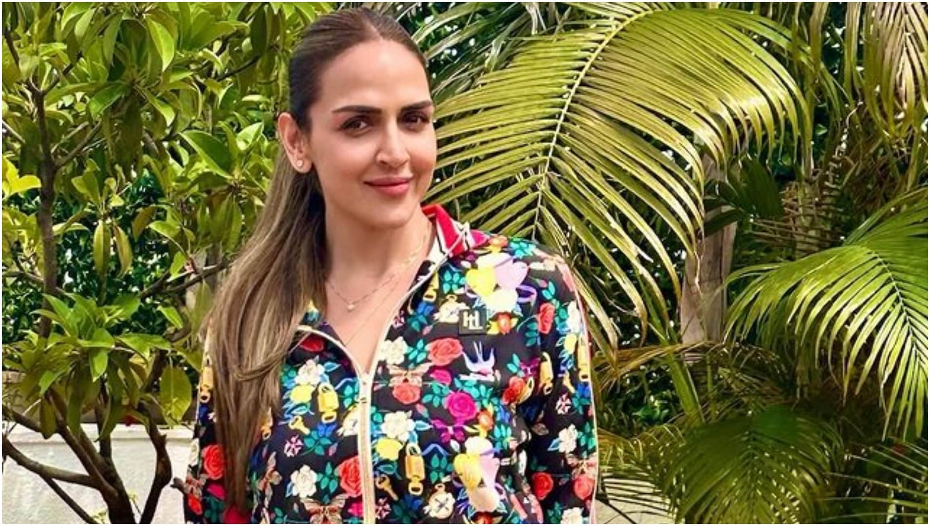 Bobby Deol sister and actress Esha Deol is soon be debuting in Telugu cinema with film Hero Heeroine