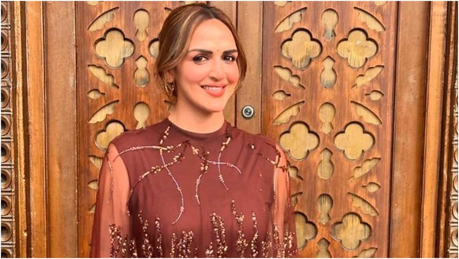 Bobby Deol sister and actress Esha Deol is soon be debuting in Telugu cinema with film Hero Heeroine