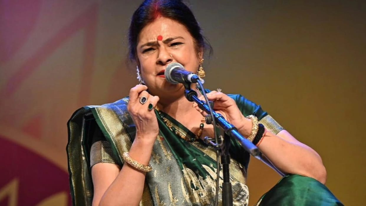 Malini Awasthi Famous Indian Folk Singer angry with mirzapur heeramnadi director sanjay leela bhansali know