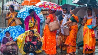 मुंबई में भारी बारिश का अलर्ज जारी