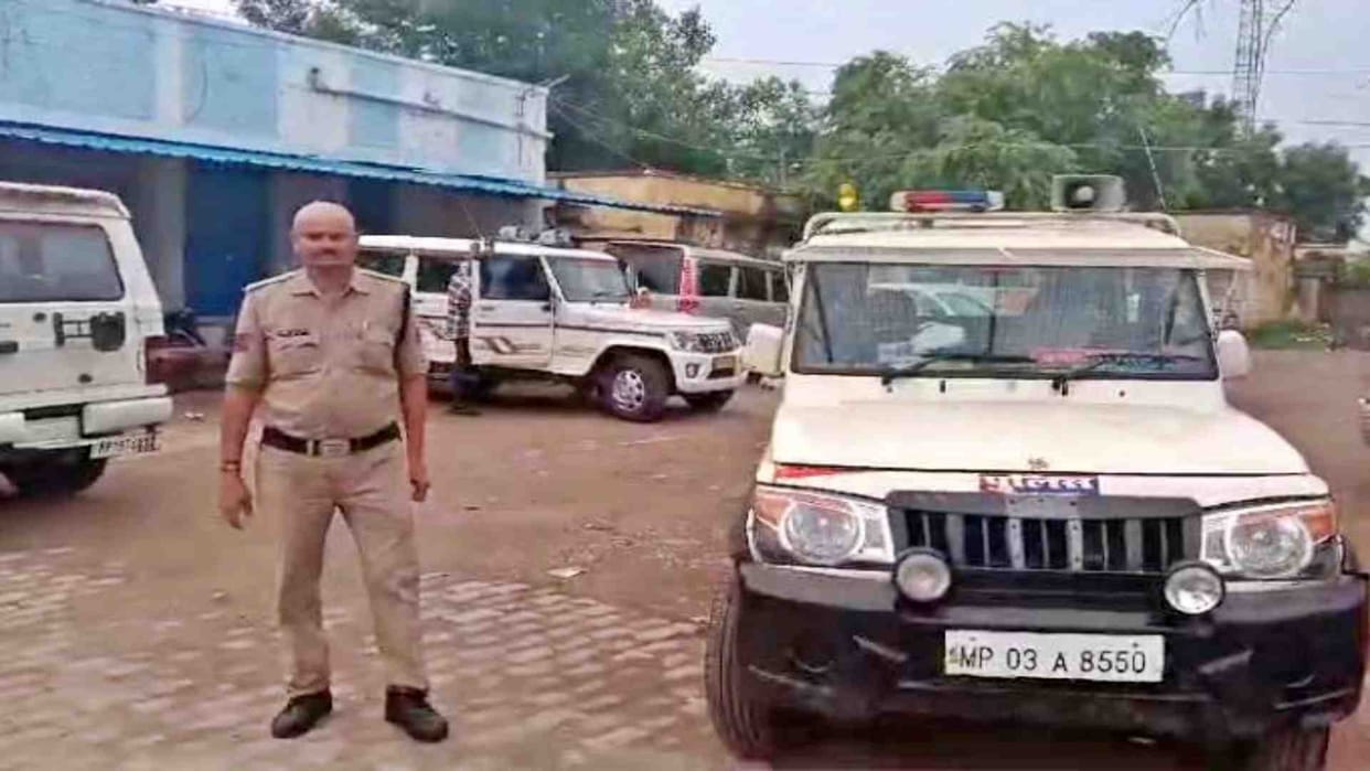 Niwari News: Body of a teenager missing for three days found in a well