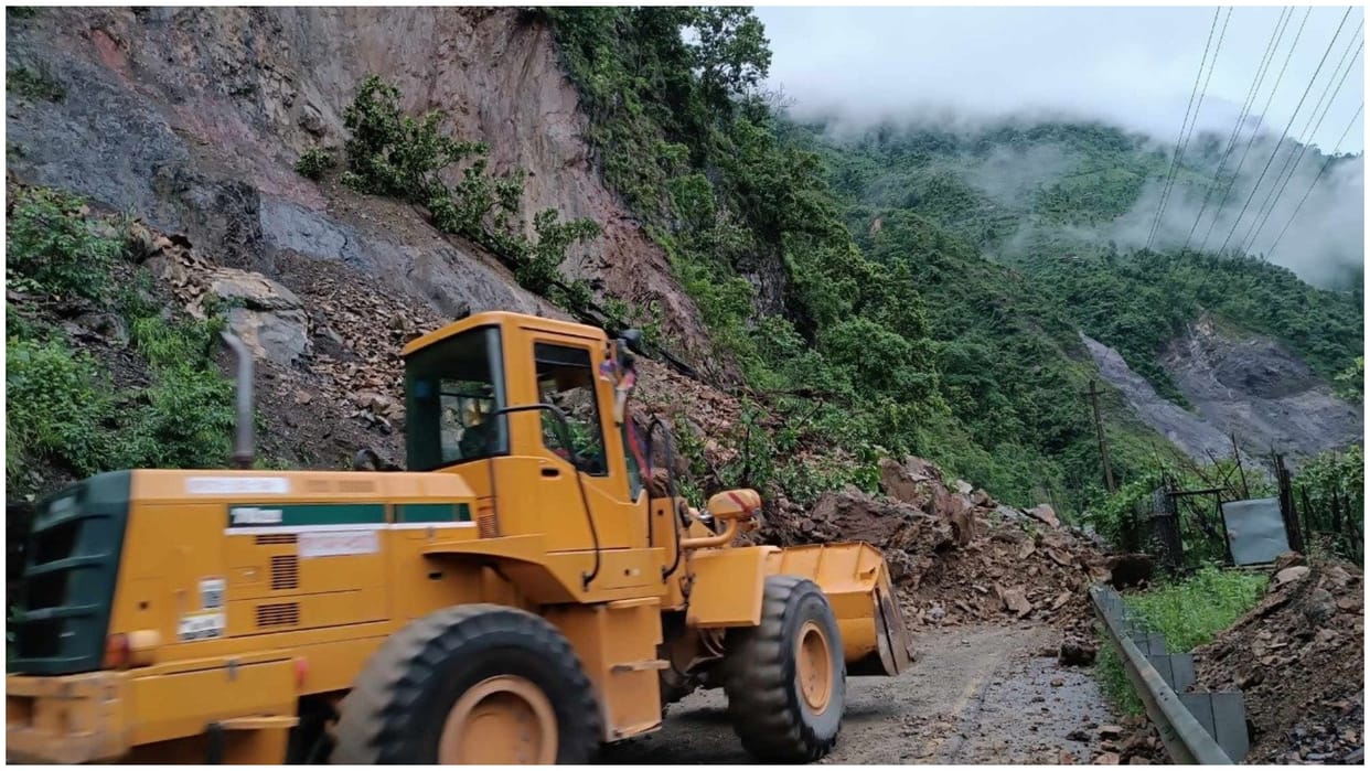 nepal bus tragedy death toll rises to five include indian in trishuli river