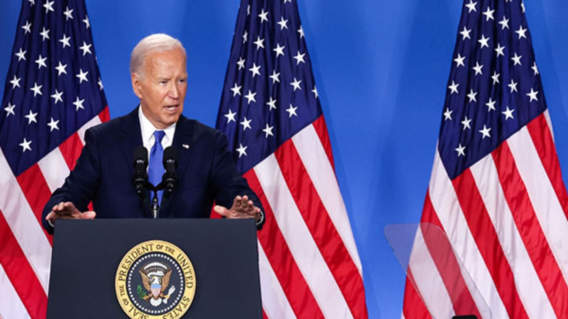 Democratic Leader Hakeem Jeffries Meeting Us President Joe Biden Convey ...