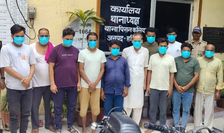 Roorkee News Prostitution going on in guest house 19 arrested including eight women