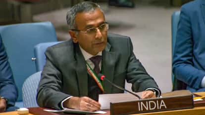 आर रवींद्र