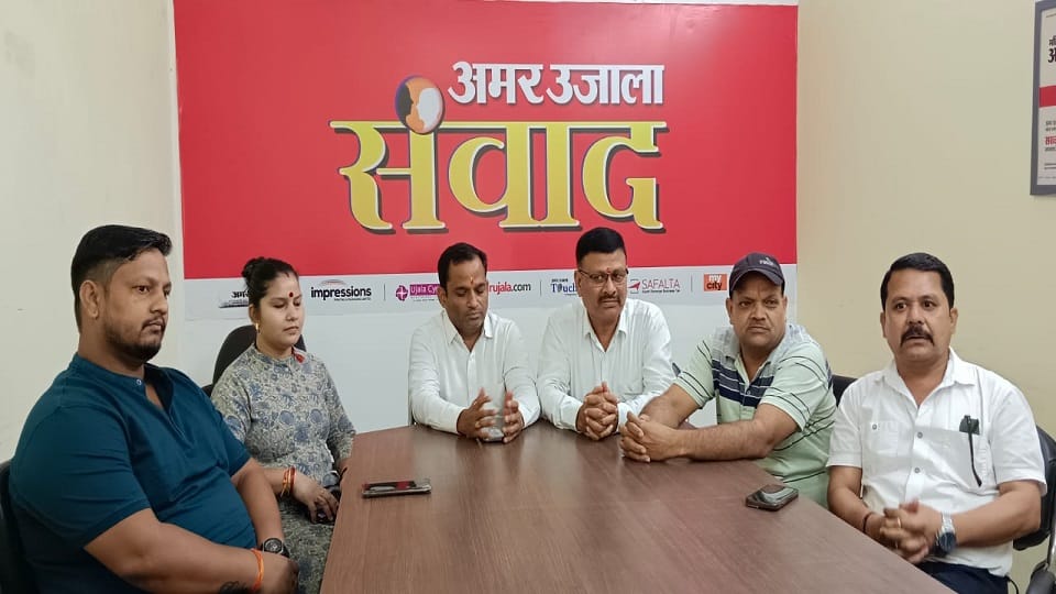 Councilors raised questions on the system on problems including waterlogging, roads in haldwani