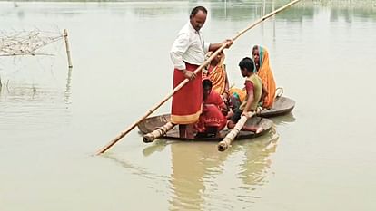 Bihar News: Continuous rain in Terai region has caused floods in 20 villages; people are starving for food