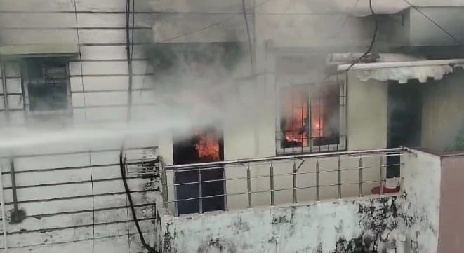 Bihar News: Fire in apartment on Boring Road, Patna; Fire broke out in Pataliputra Colony, fire brigade