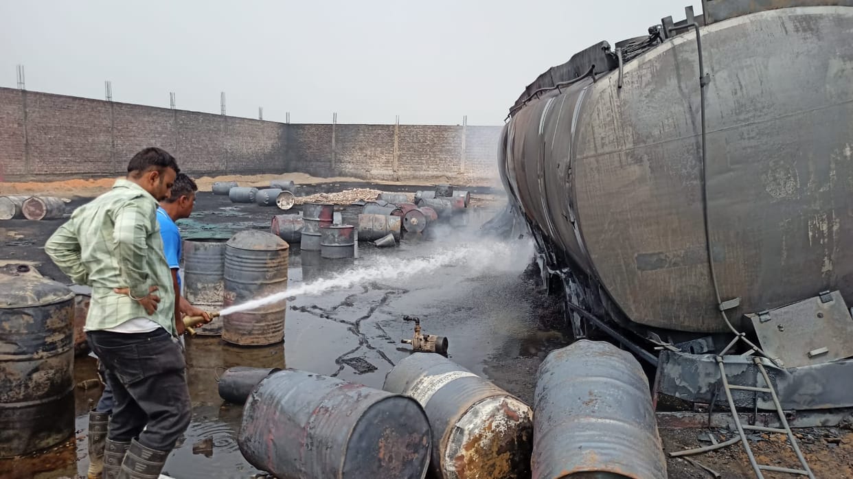Fire Brock out in chemical factory in yamuna Nagar of Haryana