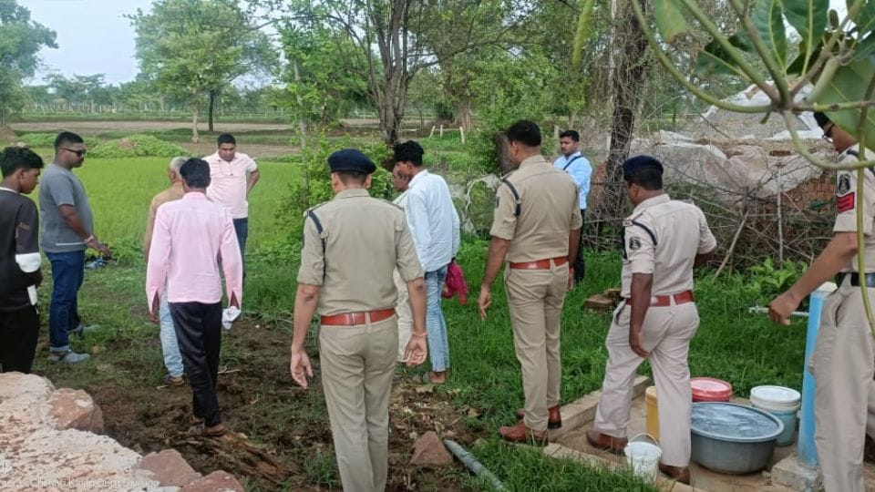 Police arrested the accused who murdered a woman in Balod