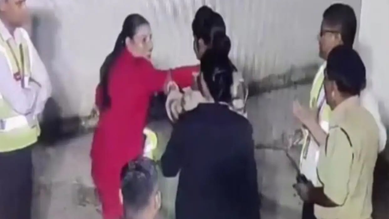 Rajasthan News Spicejet female staff Accuses CISF ASI of Serious Allegation New Twist in Jaipur Slap Incident
