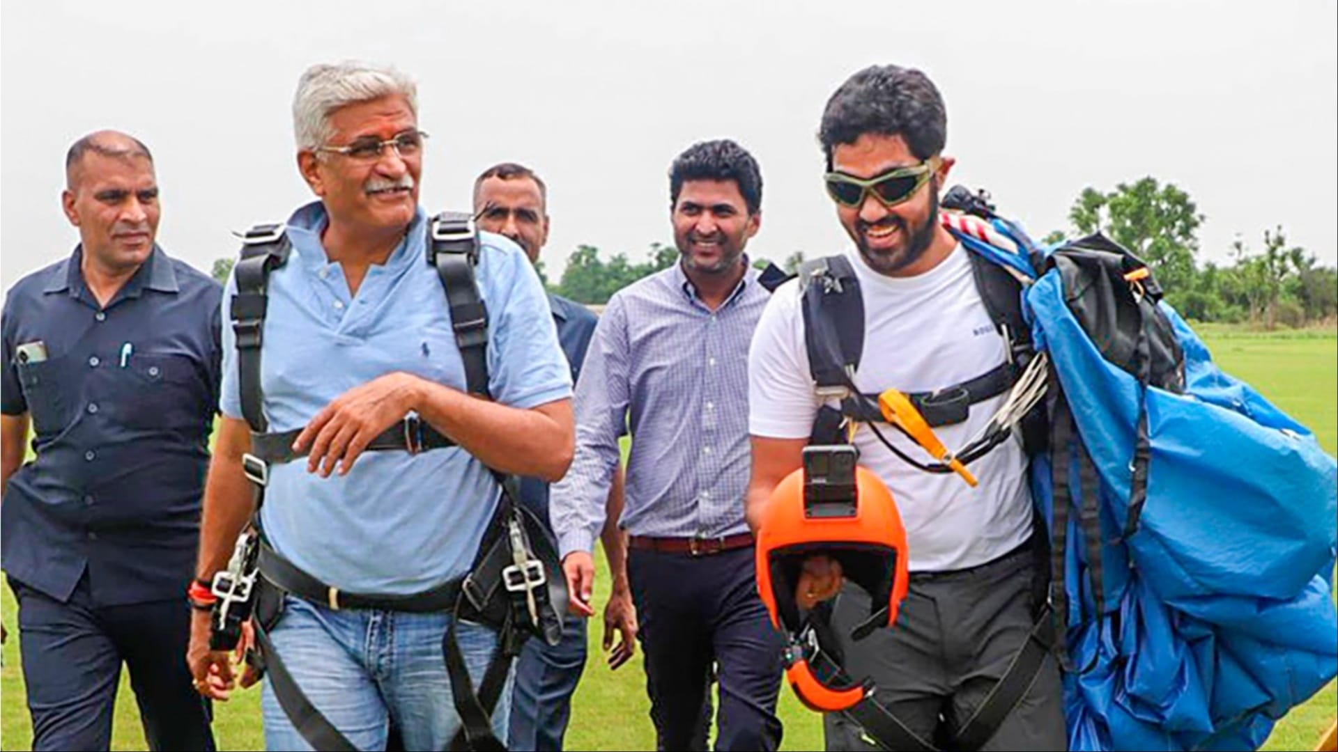 Tourism minister Shekhawat takes part in tandem skydiving, says will boost tourism