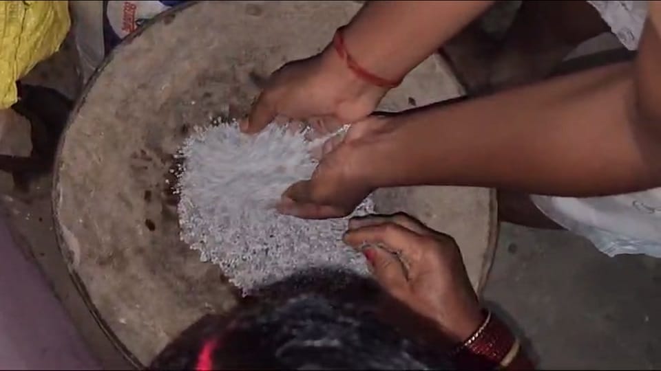 Adulteration in single super phosphate small stones and sand coming out in fertilizer in Gaurela Pendra Marwah
