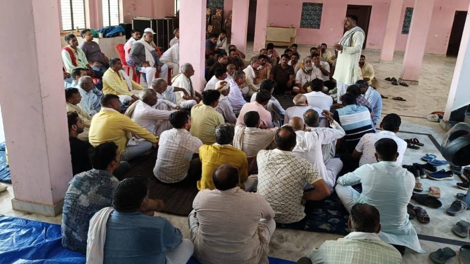 mahapanchayat held against Yamuna Expressway Authority in Mathura due to illegal constructions demolished