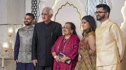 Political personalities, opposition leaders in Anant Ambani Wedding See Photos