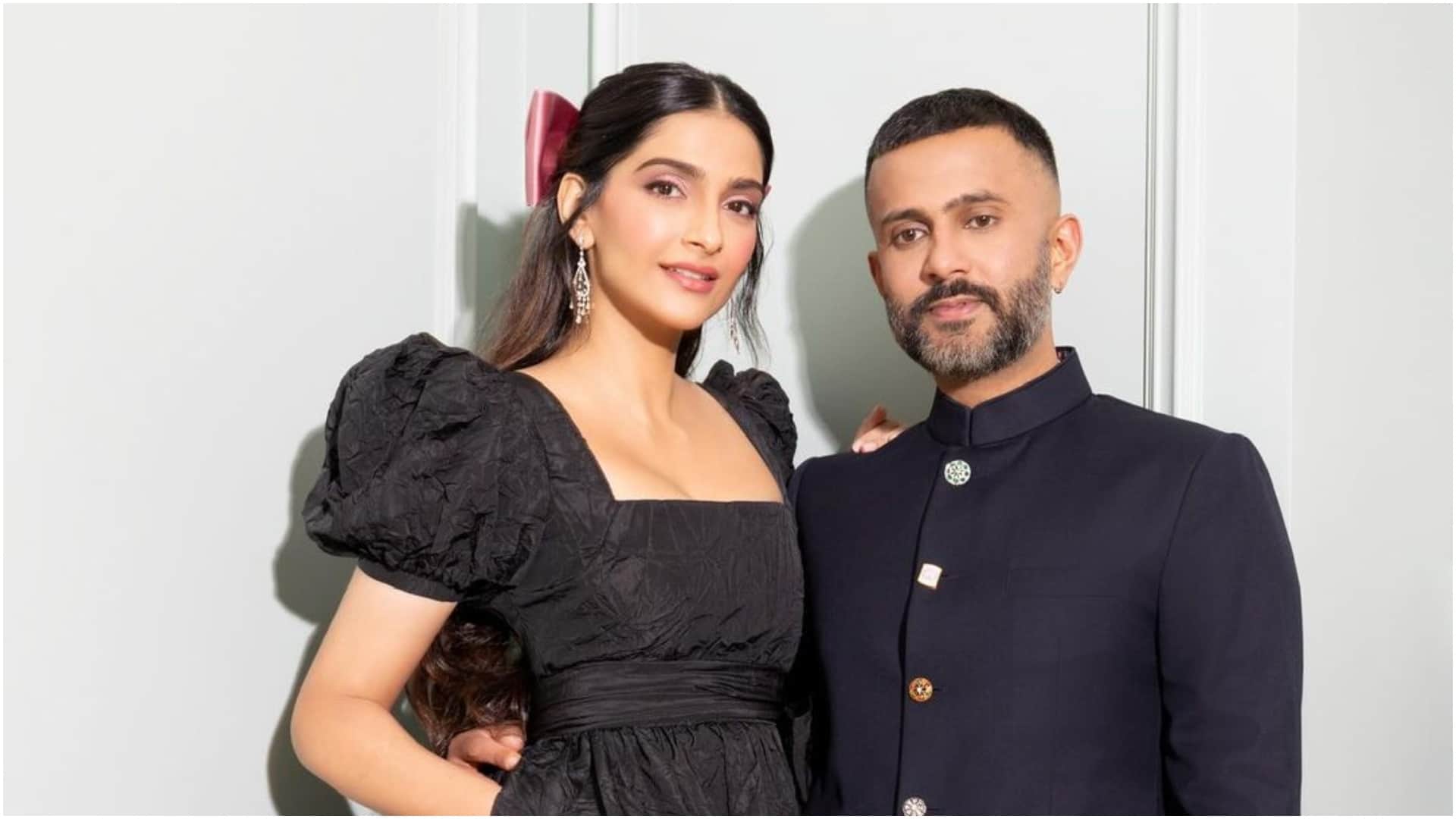 Sonam Kapoor arrived to watch the Women Wimbledon final with husband Anand Ahuja see beautiful photos