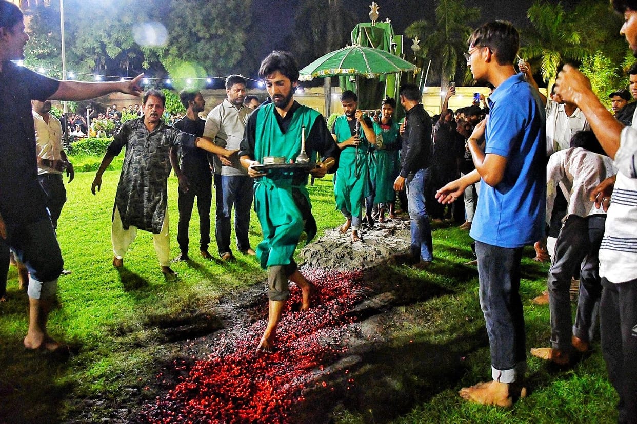 Muharram: Mourning was done by walking on burning embers, martyrs were remembered, city traffic will be change