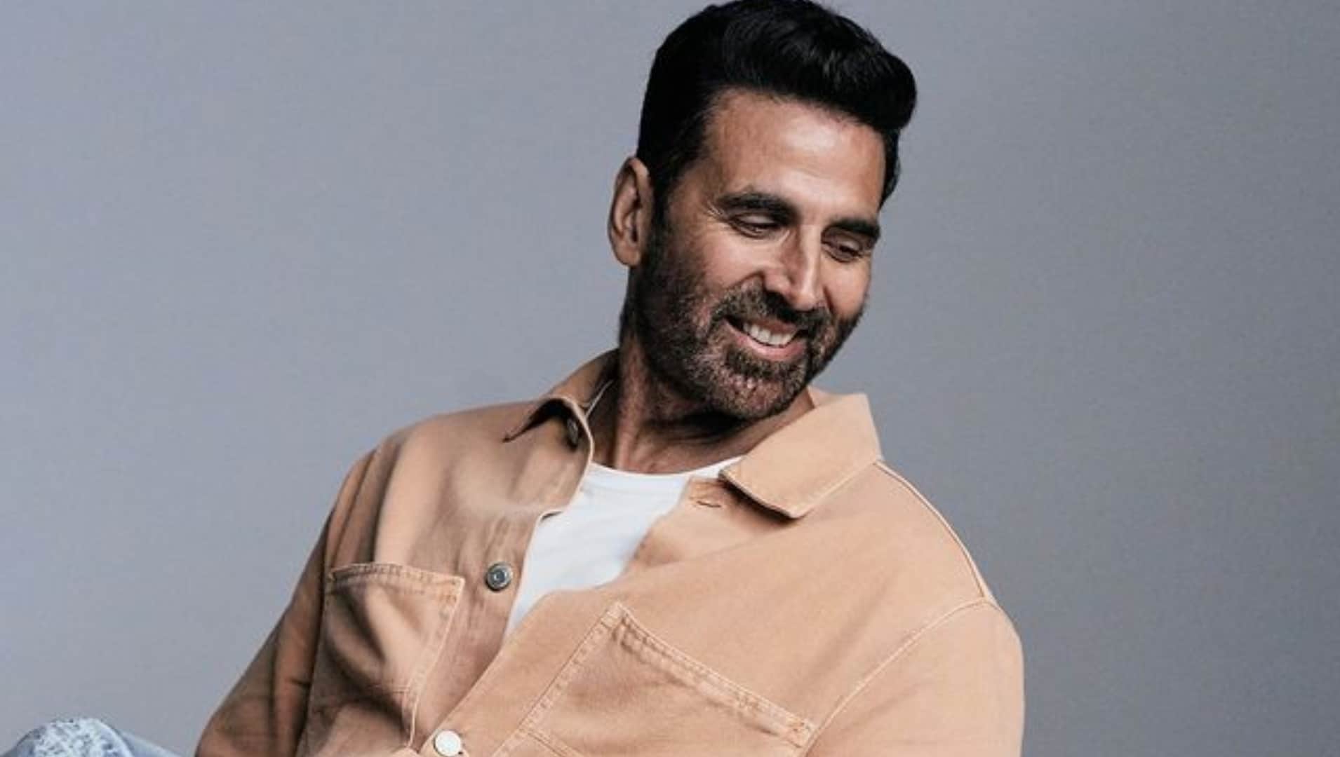 Sarfira actor Akshay Kumar Revealed why he changed his name From Rajiv Bhatia conncetd with his first film