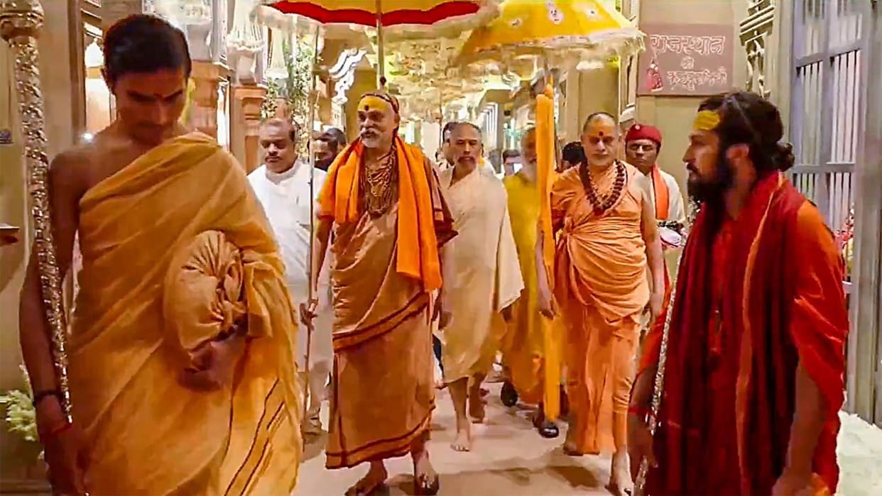 Anant Radhika Aashirwad Many great saints including Shankaracharya attended blessing ceremony