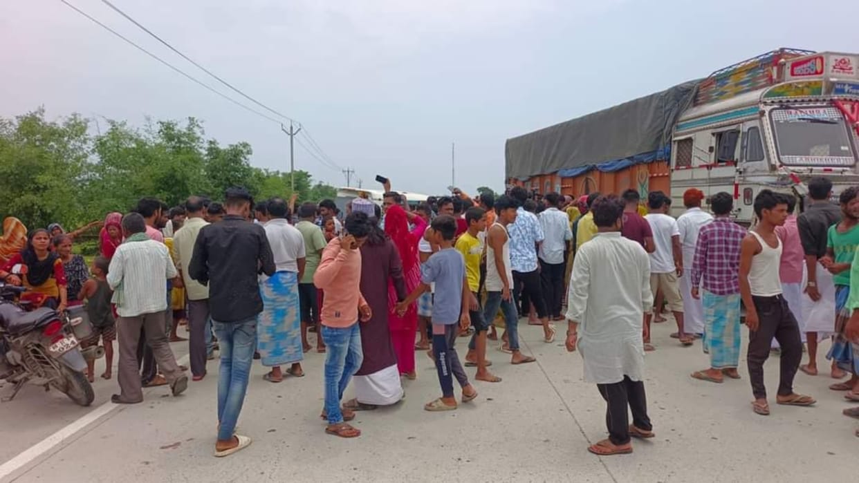 Bihar News : kishanganj Accident today, many died and injured including children in road accident news bihar