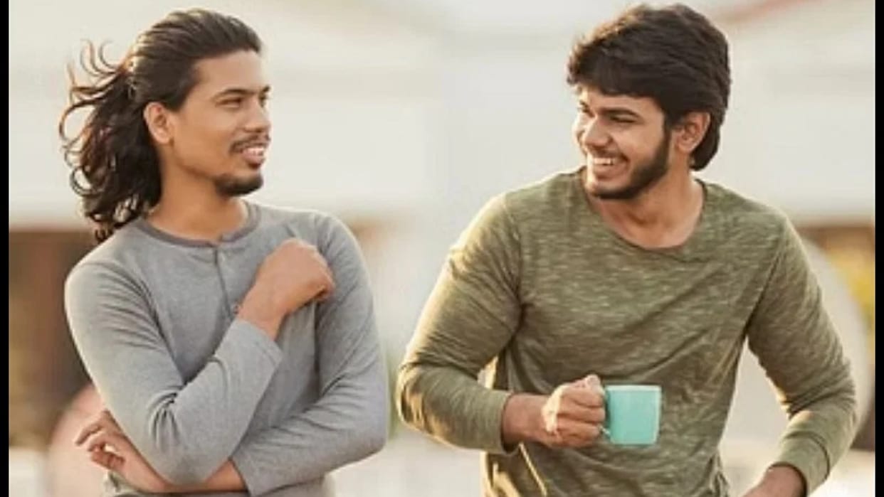 Best Friendship Day Celebration Ideas for introvert friend Friendship day par de apne dosto ko ye khaas gift