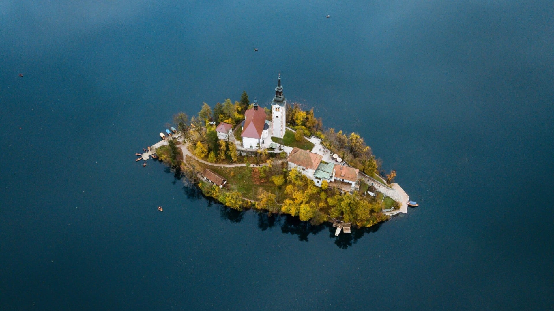 Mysterious Island mystery of the poveglia worlds most haunted island know the all story and history