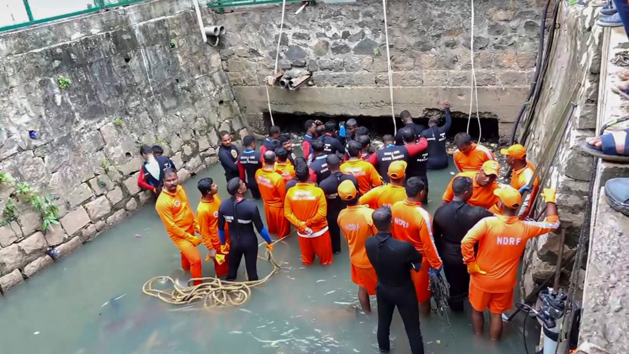 Rescue and search operations continue for municipal corporation employee who went missing in the Amayizhanjan