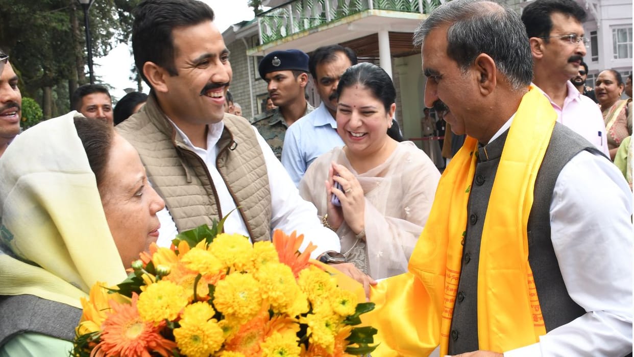 BJP intention to topple the government in Himachal gets a setback Congress strength again becomes 40