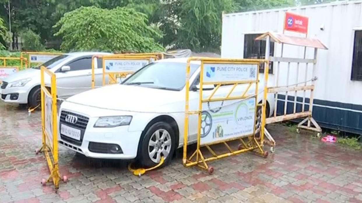IAS officer Puja Khedkar Luxury car confiscated