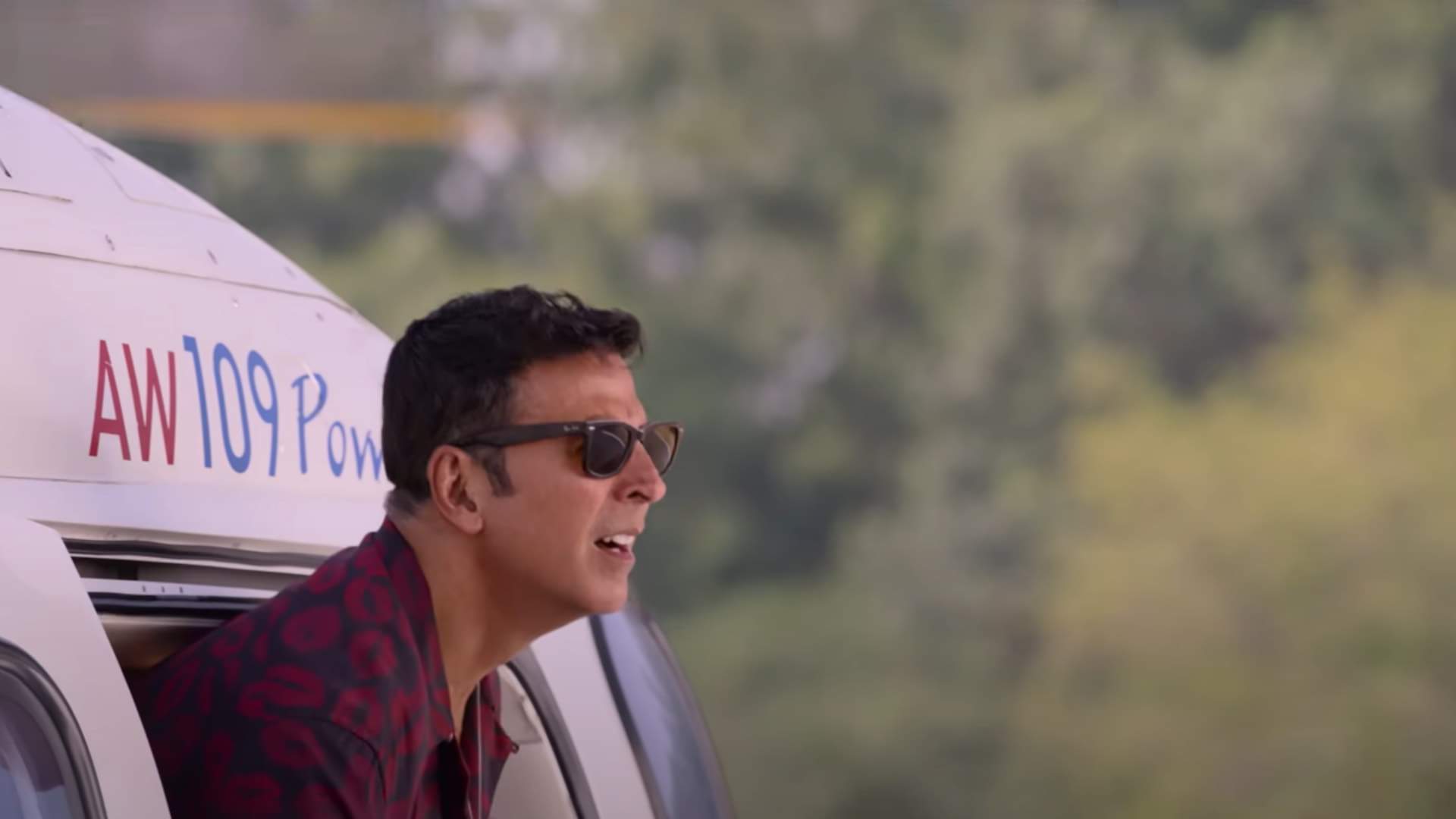 sarfira actor Akshay Kumar South Remake Films Flopped Badly in Bollywood Selfie Laxmi Bachchhan Paandey Boss