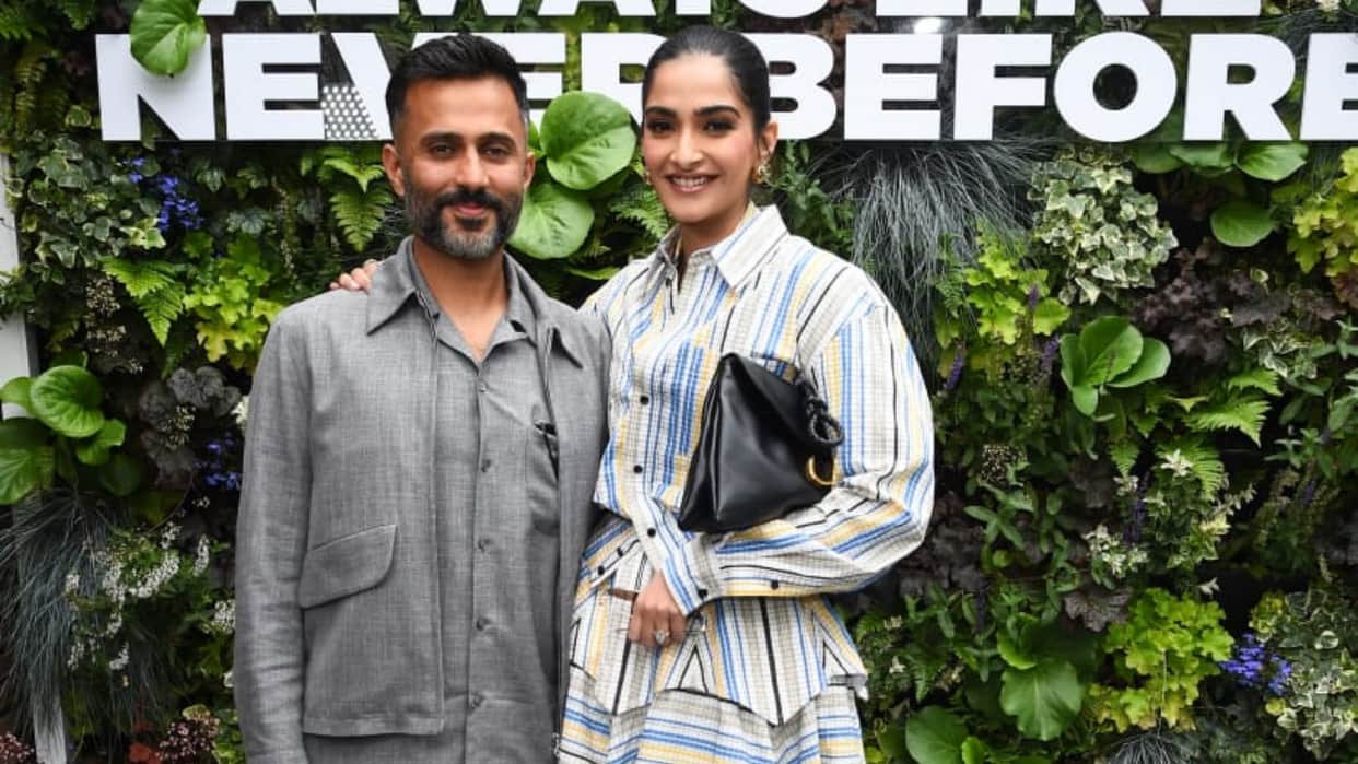 Sonam Kapoor along with her husband bought property worth crores in Mumbai Nirav Modi was the first owner