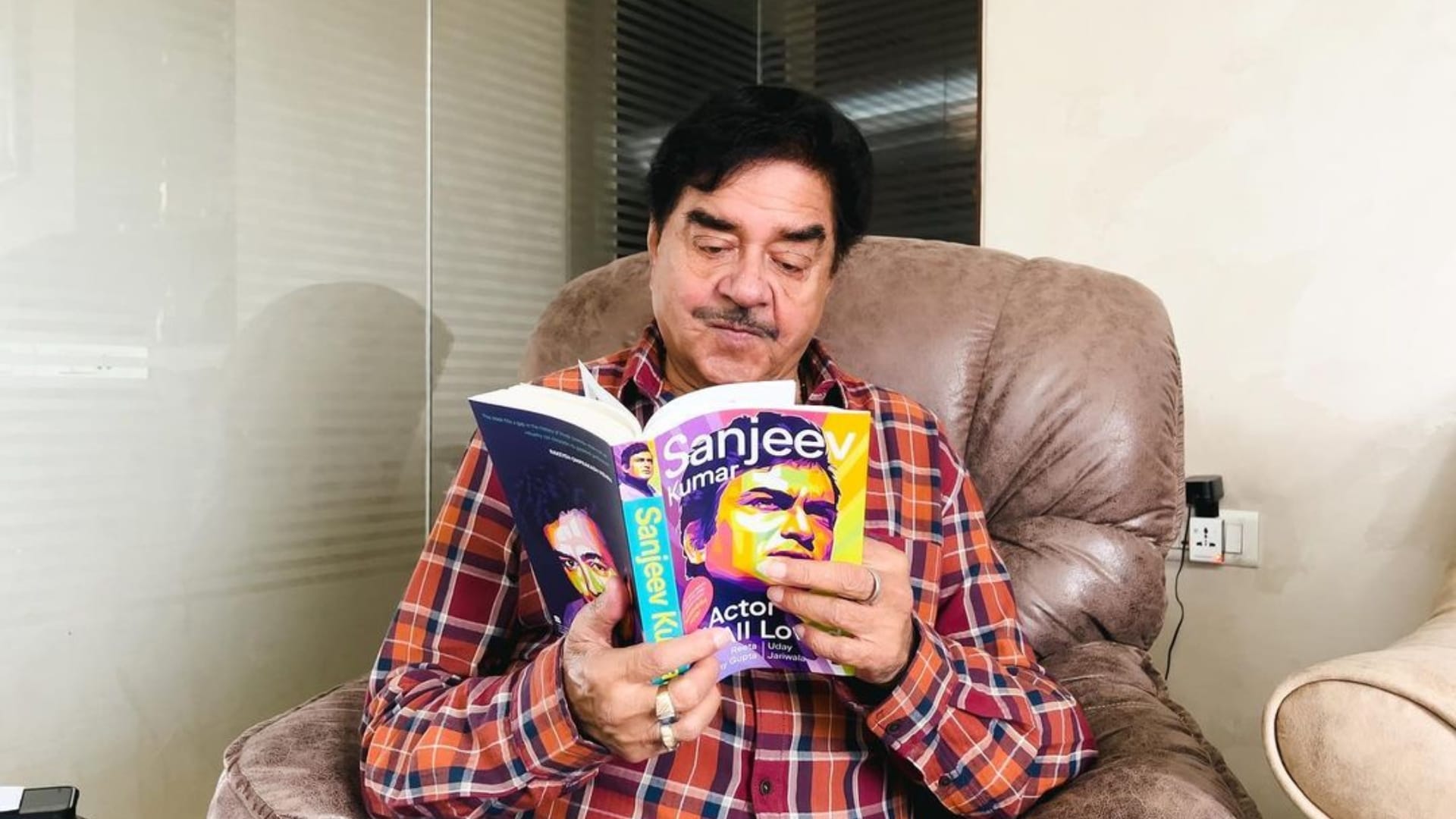 Shatrughan Sinha Birthday celebrates his 78 special day career life family wife house age more to know