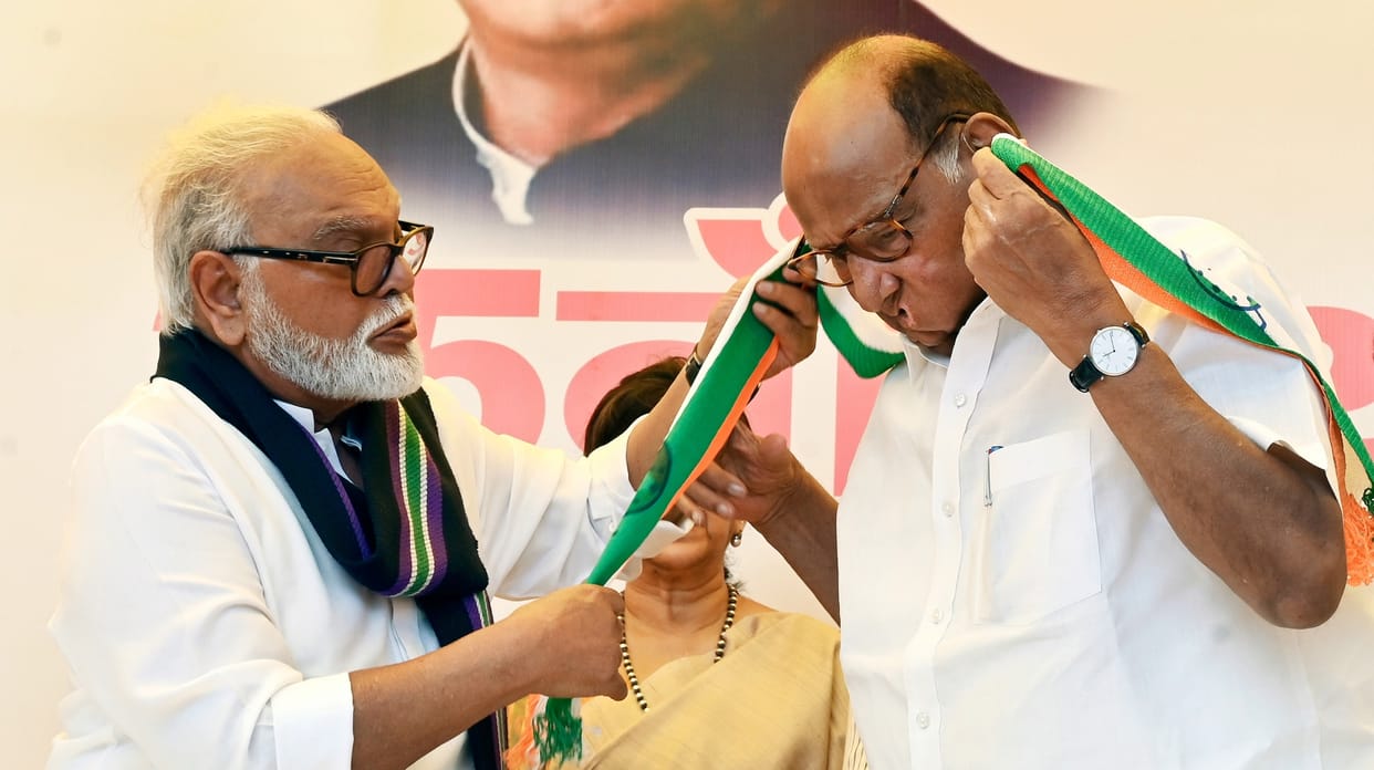 Maharashtra: Chhagan Bhujbal meets Sharad Pawar amid buzz over his possible exit from NCP