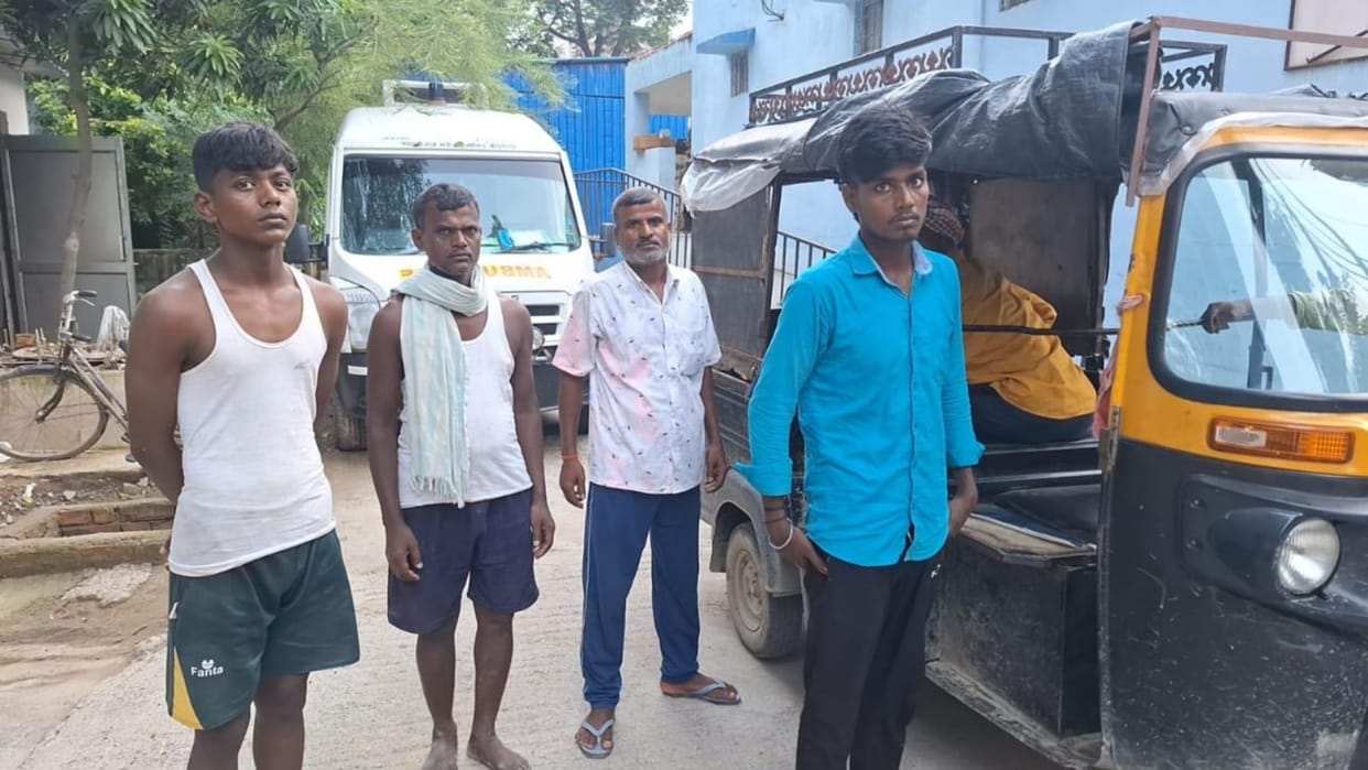 Bihar News: Four girls drowned in a water-filled pit in Begusarai; one teenager died, three survived