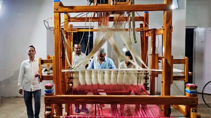 Banarasi handloom arts will be exhibition in Paris Olympics