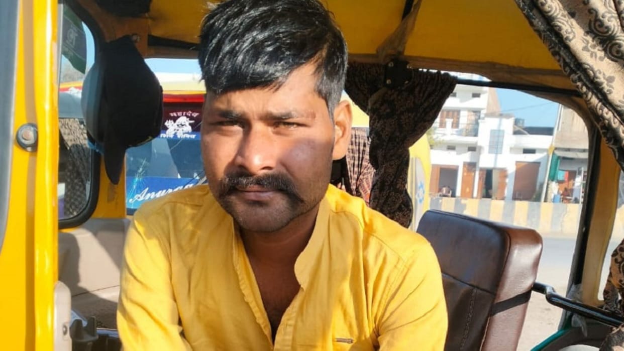 accused of killing auto driver has been sent to jail in varanasi police investigating role of three others