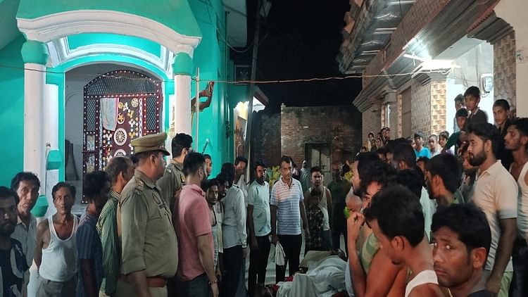 मुहर्रम 2024: अलम के जुलूस में सांड़ ने मचाया उत्पात, वृद्ध को पटक कर मार डाला...कई लोग हुए घायल