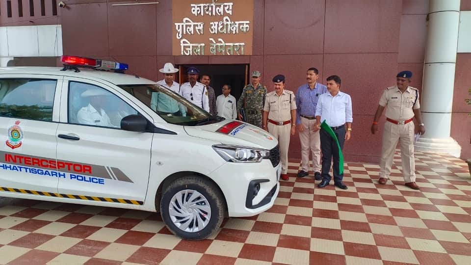 Police gets interceptor vehicle It has hightech system will capture the speed and pressure horn of other vehic
