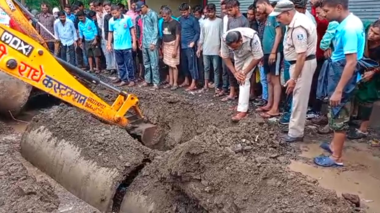 Sagar: The storm drain overflowed due to heavy rain took the life of a 6 year old innocent child