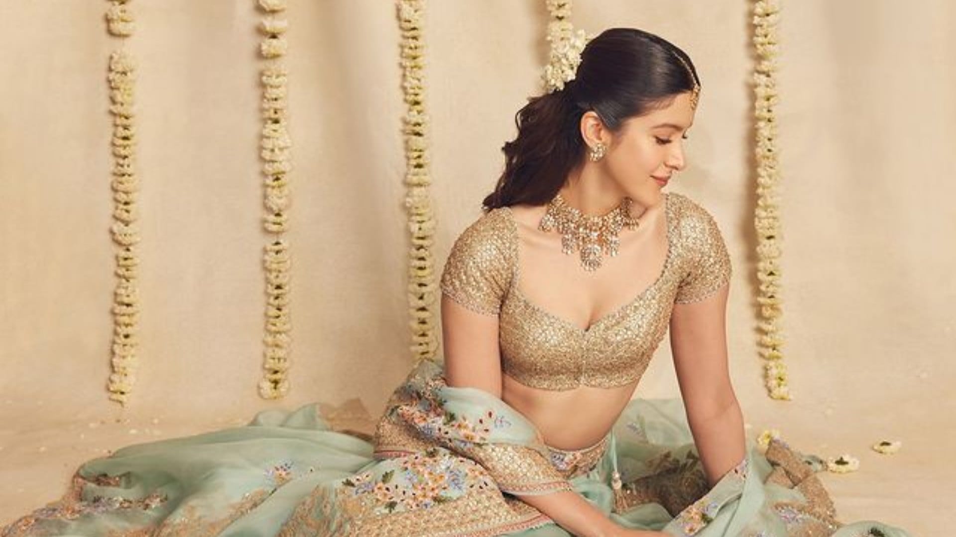 Shanaya Kapoor had sour experience at Anant Radhika wedding Actress Heated Argument With Security Guard