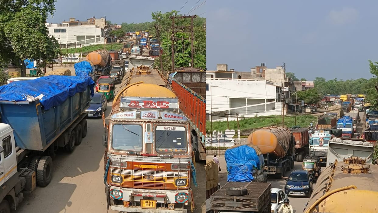Highway jammed for 14 hours children not reach school employees missed duty in sonbhadra