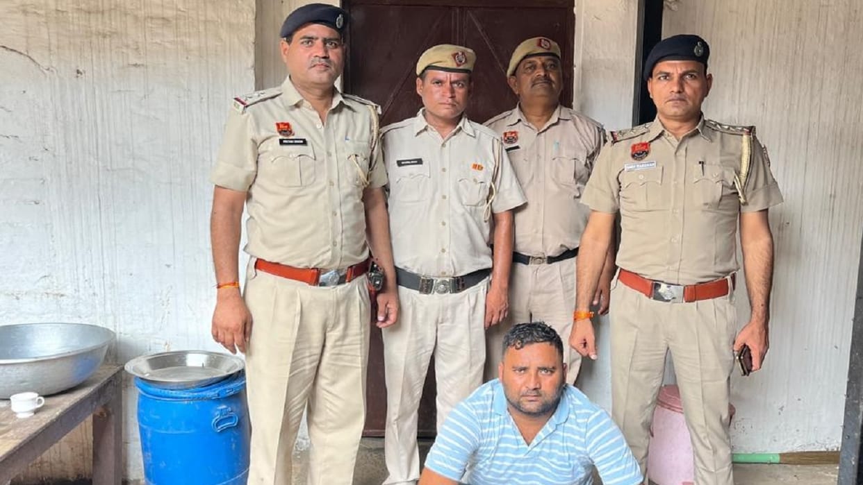 Case of shooting and killing of garment businessman in Rewari, police arrested main accused